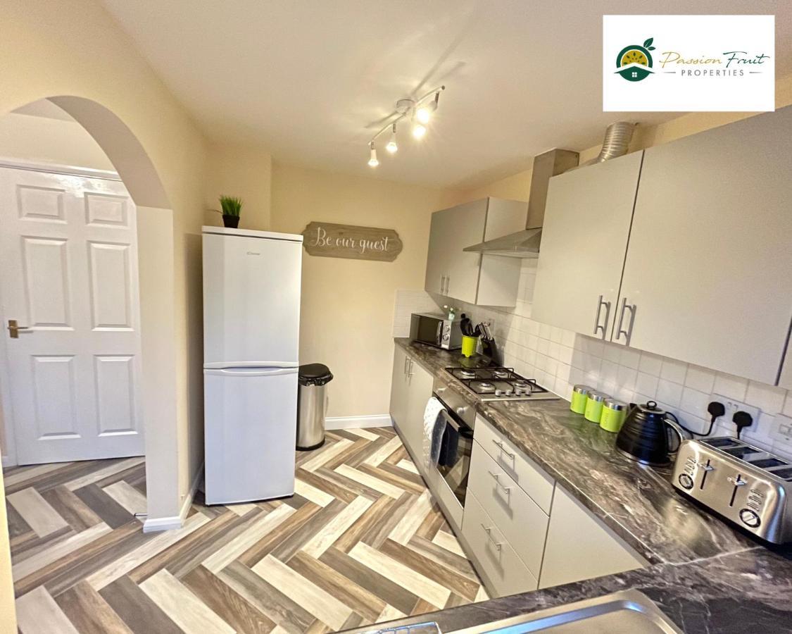 Passionfruitproperties Centre House: 3br Near * Coventry