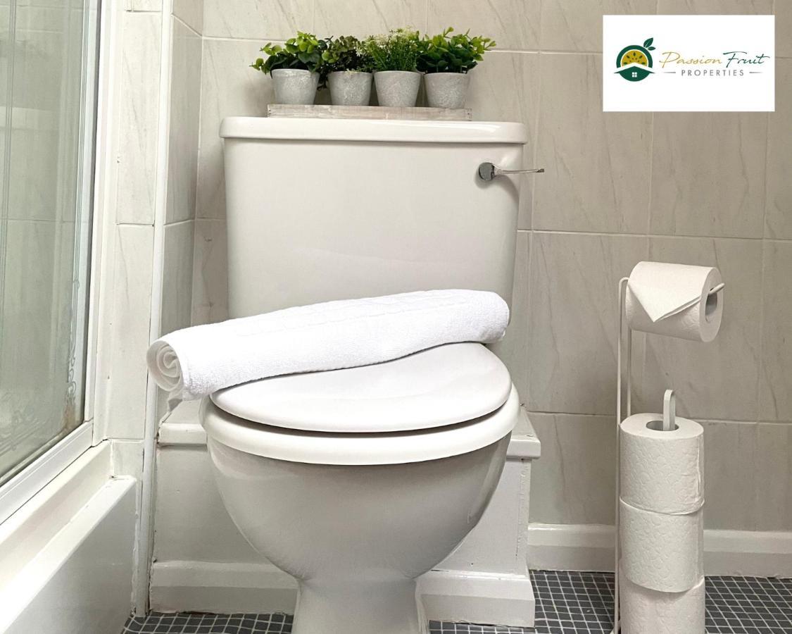 Passionfruitproperties Centre House: 3br Near